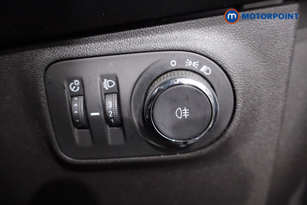 Vauxhall Corsa Sport Manual Petrol Hatchback - Stock Number (1598342) - 21st supplementary image