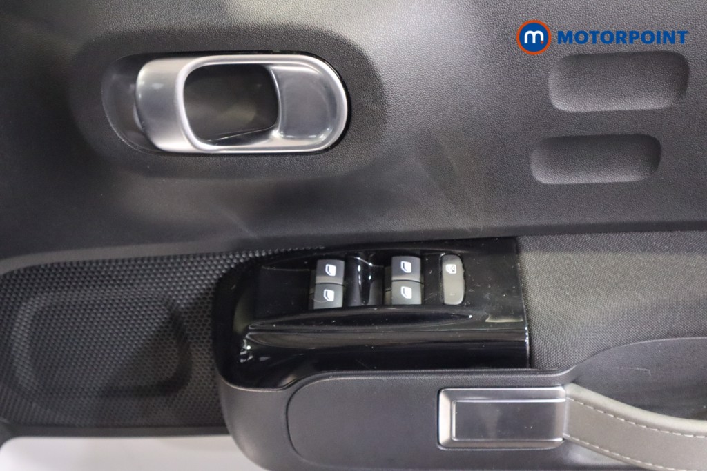 Citroen C3 Shine Plus Manual Petrol Hatchback - Stock Number (1598563) - 11th supplementary image