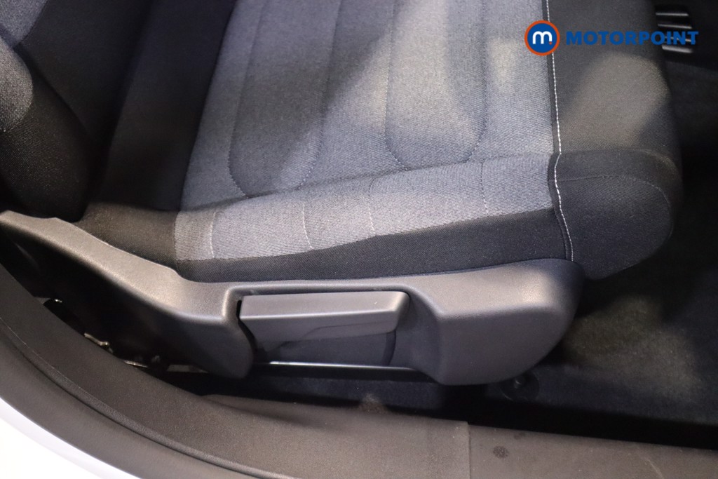 Citroen C3 Shine Plus Manual Petrol Hatchback - Stock Number (1598563) - 17th supplementary image