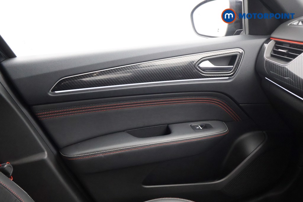 Renault Arkana R.S. Line Automatic Petrol-Electric Hybrid SUV - Stock Number (1598606) - 13th supplementary image