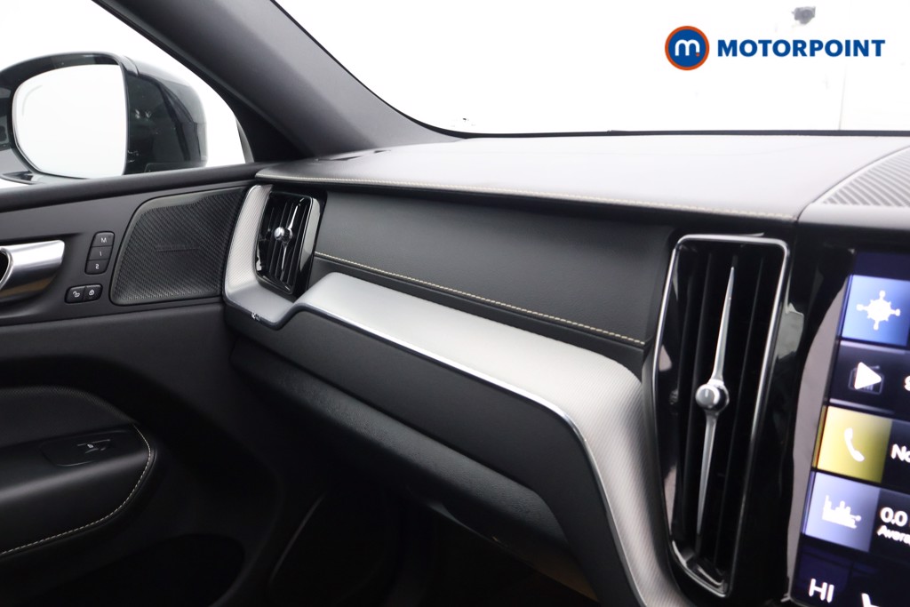 Volvo Xc60 R Design Pro Automatic Petrol SUV - Stock Number (1598859) - 10th supplementary image