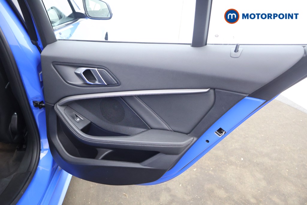 BMW 1 Series M Sport Automatic Diesel Hatchback - Stock Number (1598917) - 19th supplementary image