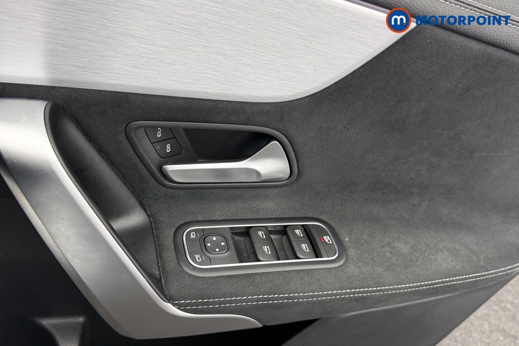 Mercedes-Benz A Class Amg Line Edition Automatic Petrol Plug-In Hybrid Saloon - Stock Number (1599571) - 16th supplementary image