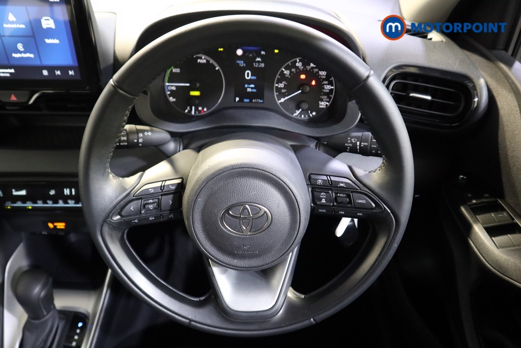 Toyota Yaris Icon Automatic Petrol-Electric Hybrid Hatchback - Stock Number (1599691) - 2nd supplementary image