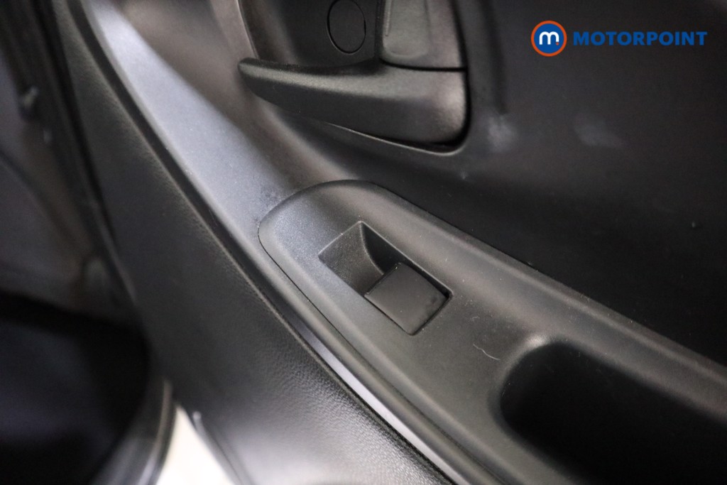 Toyota Yaris Icon Automatic Petrol-Electric Hybrid Hatchback - Stock Number (1599691) - 15th supplementary image