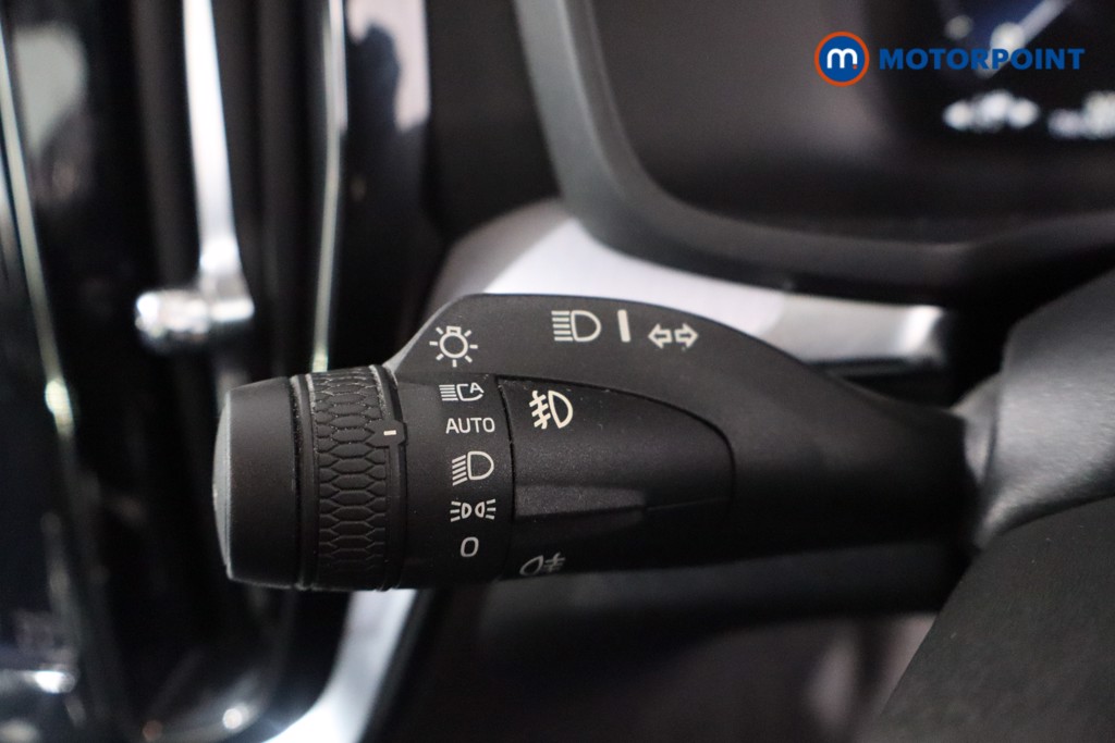 Volvo V60 Momentum Plus Automatic Petrol Estate - Stock Number (1599714) - 13th supplementary image