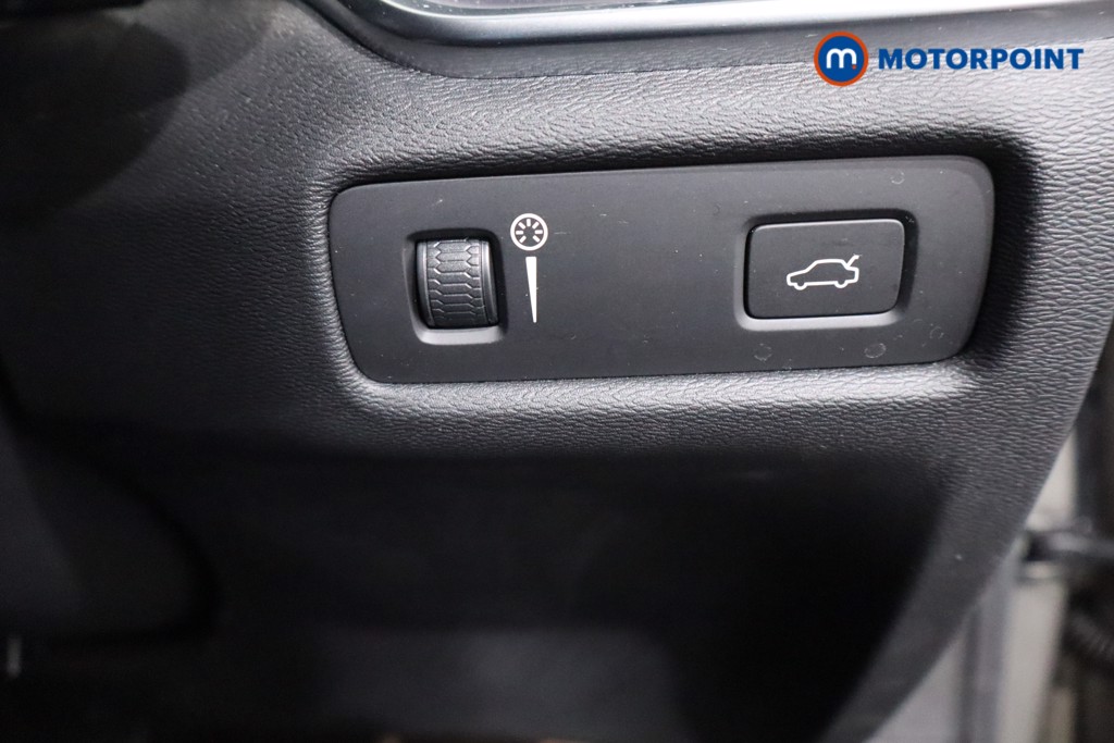 Volvo V60 Momentum Plus Automatic Petrol Estate - Stock Number (1599714) - 18th supplementary image