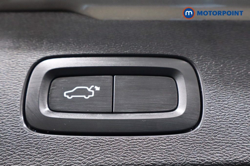 Volvo V60 Momentum Plus Automatic Petrol Estate - Stock Number (1599714) - 37th supplementary image