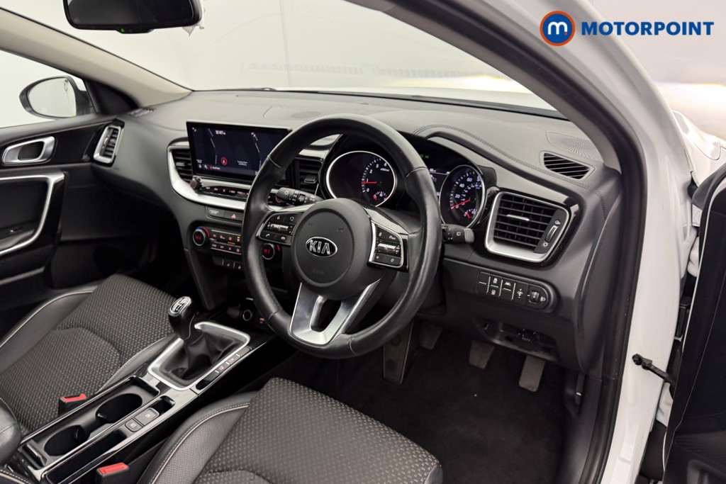 KIA Xceed 3 Manual Petrol Hatchback - Stock Number (1599749) - 4th supplementary image