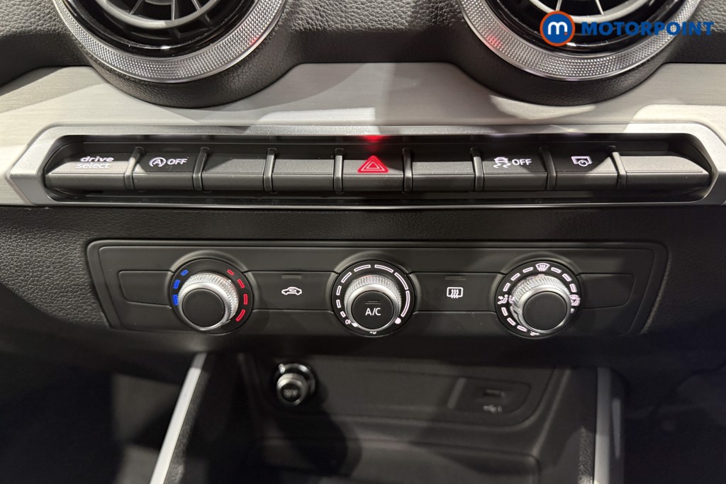 Audi Q2 Black Edition Automatic Petrol SUV - Stock Number (1599843) - 9th supplementary image