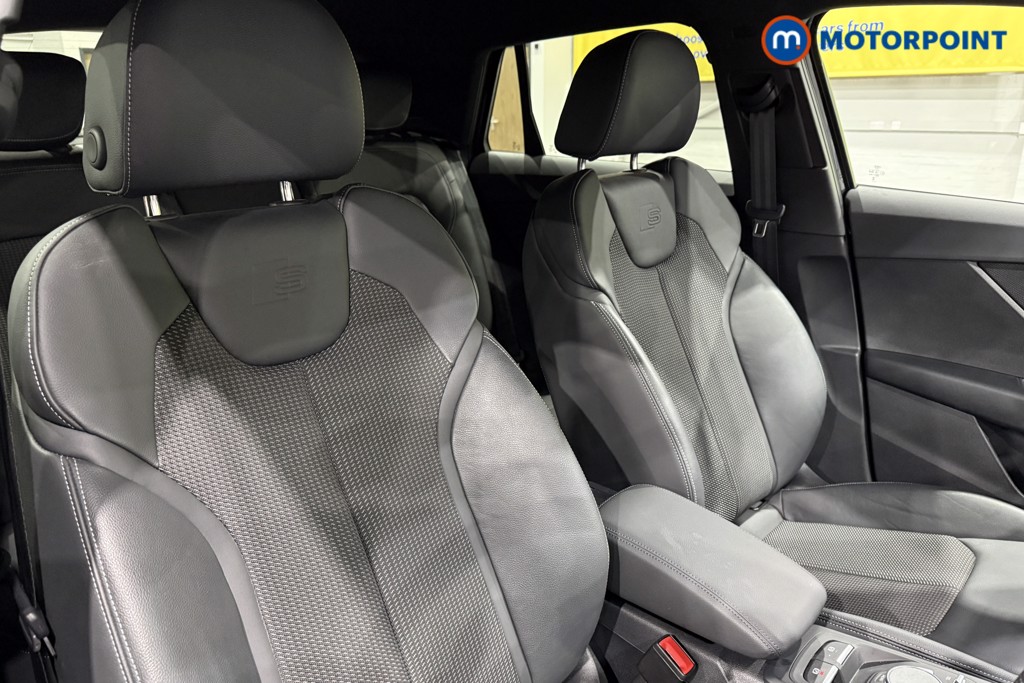 Audi Q2 Black Edition Automatic Petrol SUV - Stock Number (1599843) - 11th supplementary image