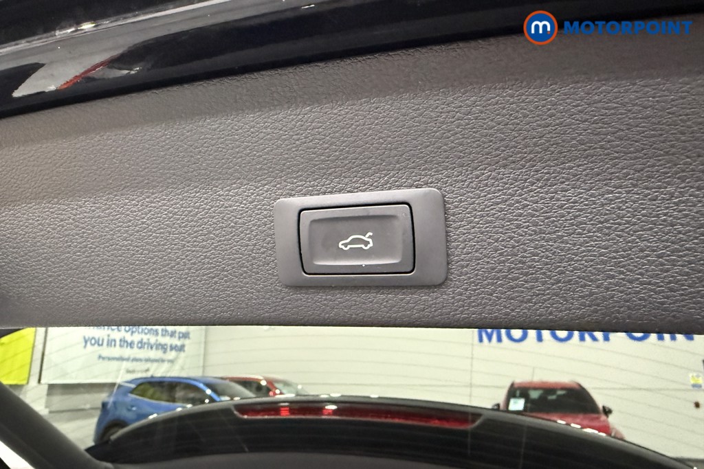 Audi Q2 Black Edition Automatic Petrol SUV - Stock Number (1599843) - 19th supplementary image