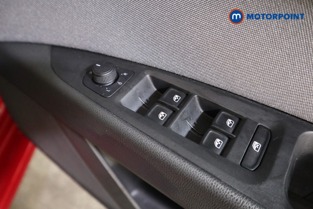 Seat Leon Se Dynamic Manual Petrol Estate - Stock Number (1599918) - 12th supplementary image