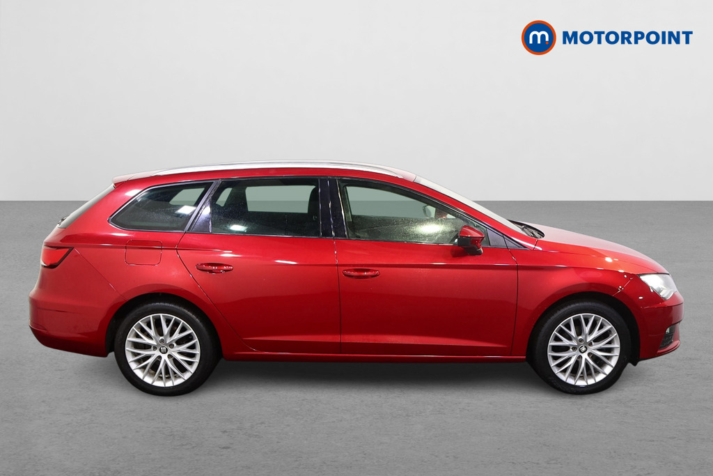 Seat Leon Se Dynamic Manual Petrol Estate - Stock Number (1599918) - Drivers side