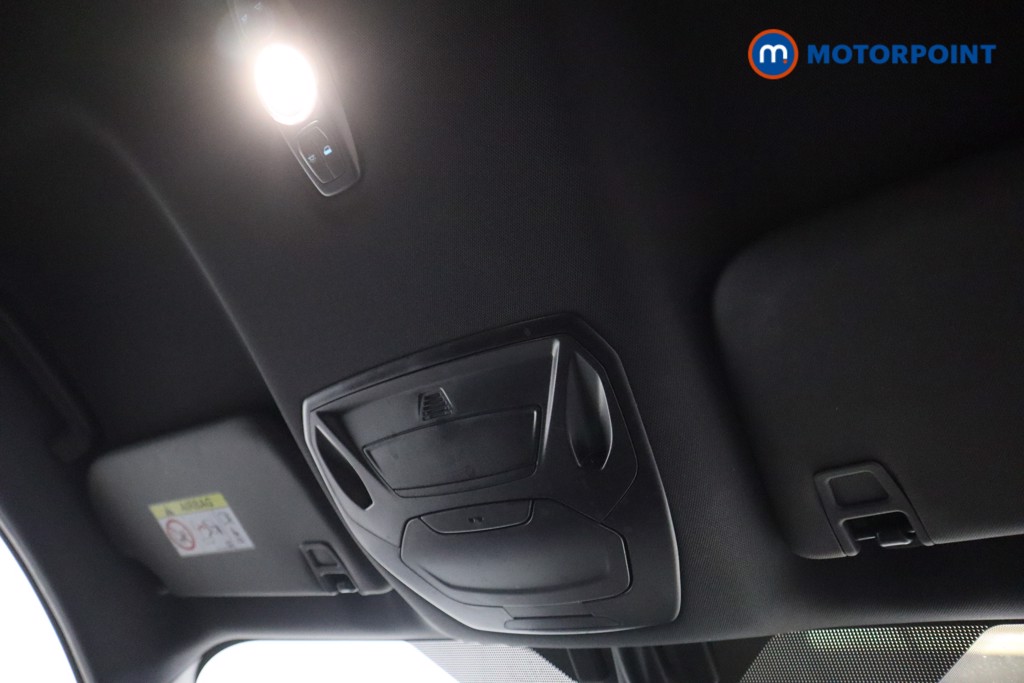 Ford Kuga St-Line Manual Petrol SUV - Stock Number (1600124) - 9th supplementary image