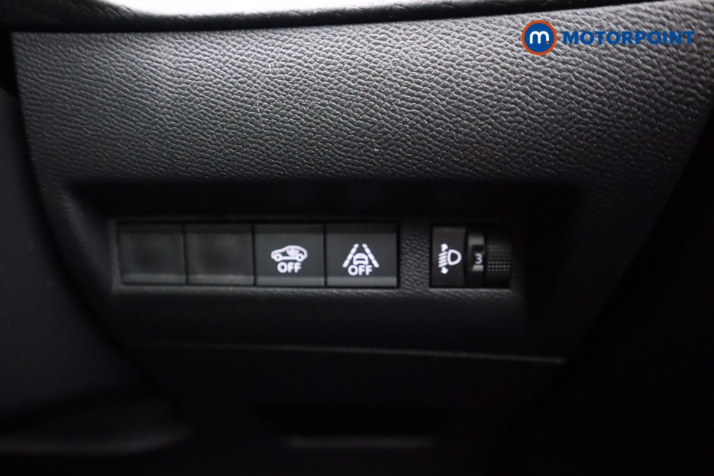 Peugeot 2008 Active Premium Manual Petrol SUV - Stock Number (1600194) - 10th supplementary image