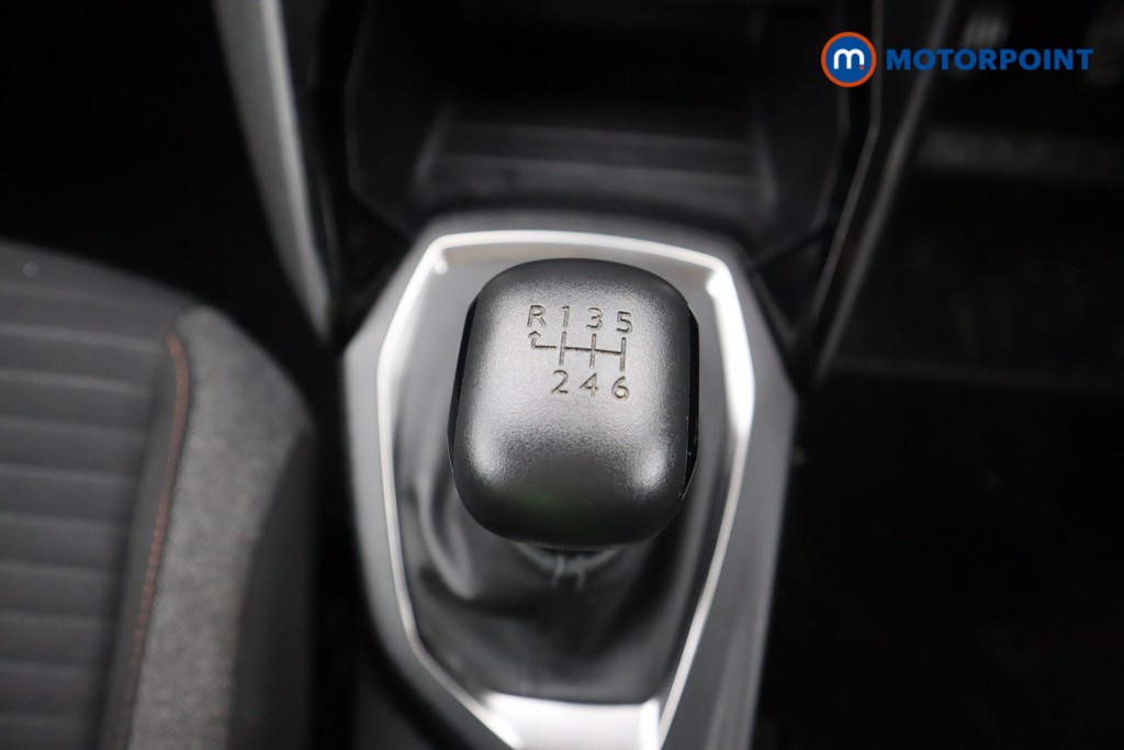 Peugeot 2008 Active Premium Manual Petrol SUV - Stock Number (1600194) - 16th supplementary image