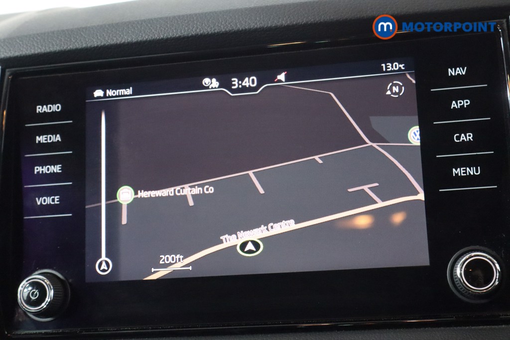 Skoda Karoq Se L Automatic Petrol SUV - Stock Number (1600207) - 2nd supplementary image