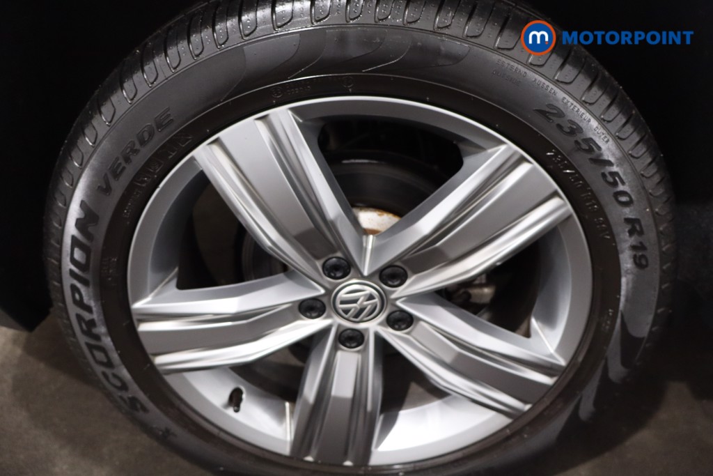 Volkswagen Tiguan SEL Automatic Petrol SUV - Stock Number (1600283) - 9th supplementary image