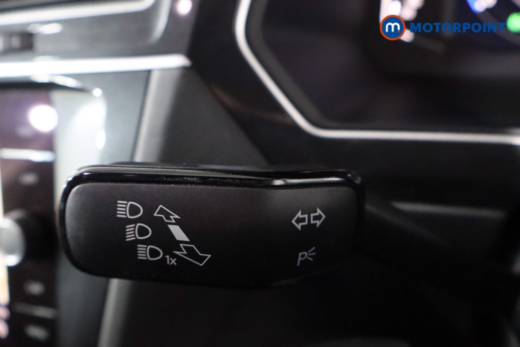 Volkswagen Tiguan SEL Automatic Petrol SUV - Stock Number (1600283) - 14th supplementary image