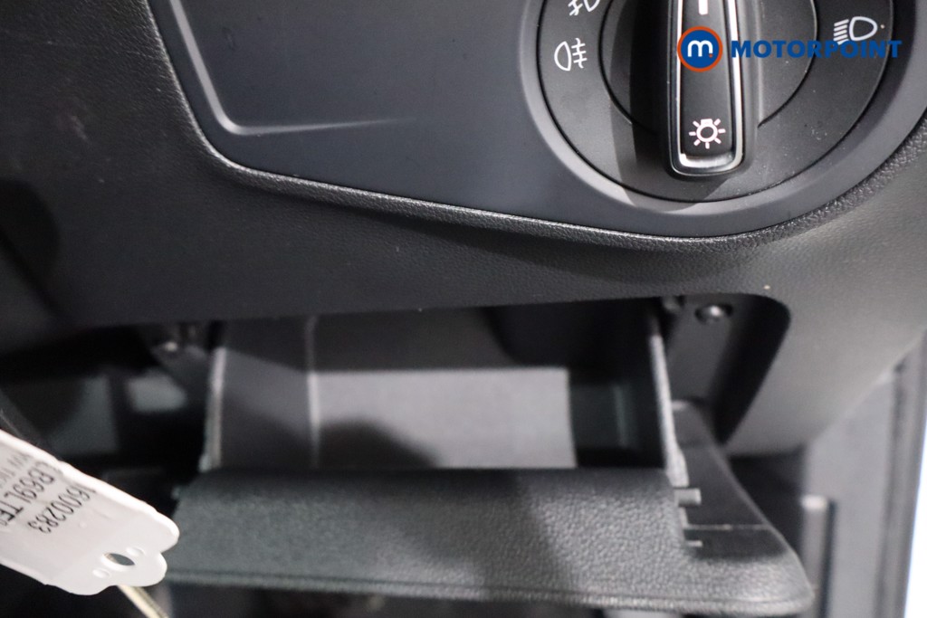 Volkswagen Tiguan SEL Automatic Petrol SUV - Stock Number (1600283) - 23rd supplementary image
