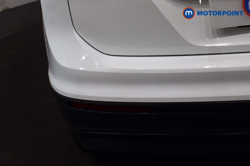Volkswagen Tiguan SEL Automatic Petrol SUV - Stock Number (1600283) - 43rd supplementary image