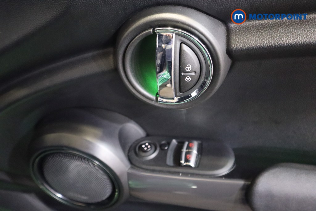 Mini Hatchback Cooper Sport Automatic Petrol Hatchback - Stock Number (1600358) - 11th supplementary image