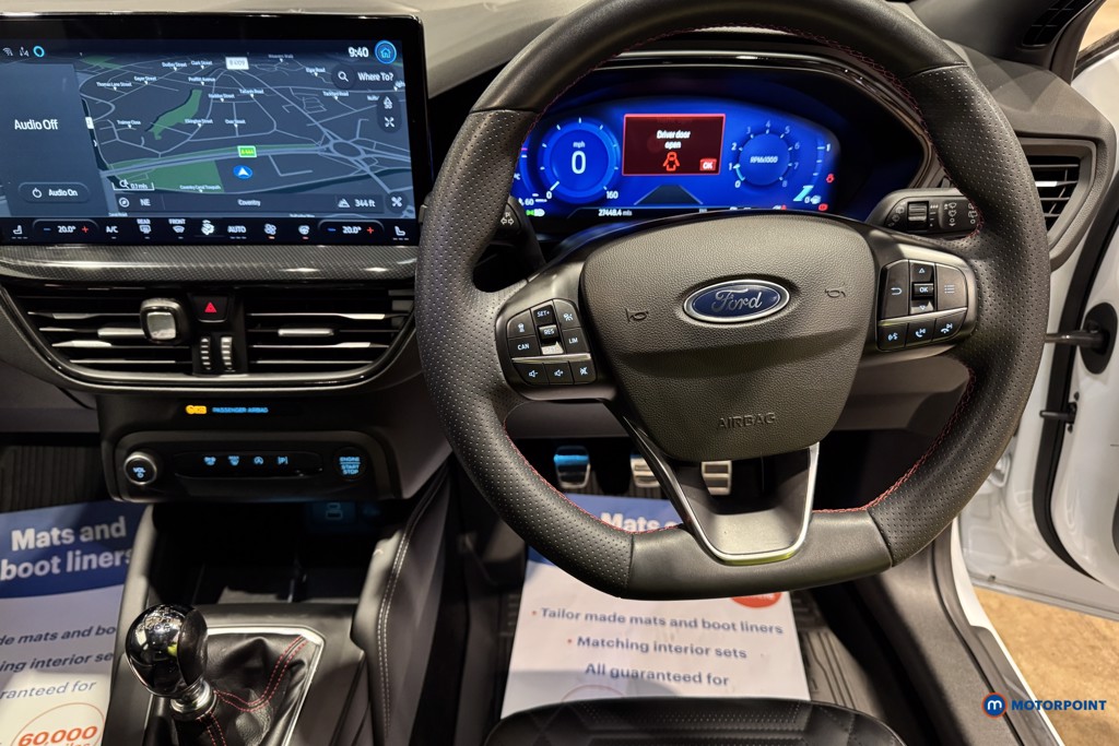 Ford Focus St-Line Vignale Manual Petrol Hatchback - Stock Number (1600433) - 6th supplementary image