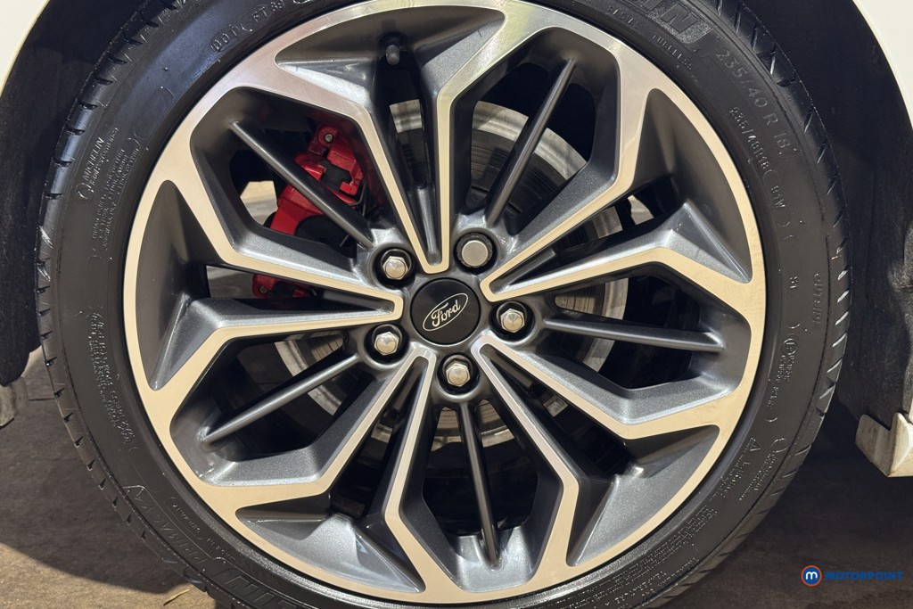 Ford Focus St-Line Vignale Manual Petrol Hatchback - Stock Number (1600433) - 26th supplementary image