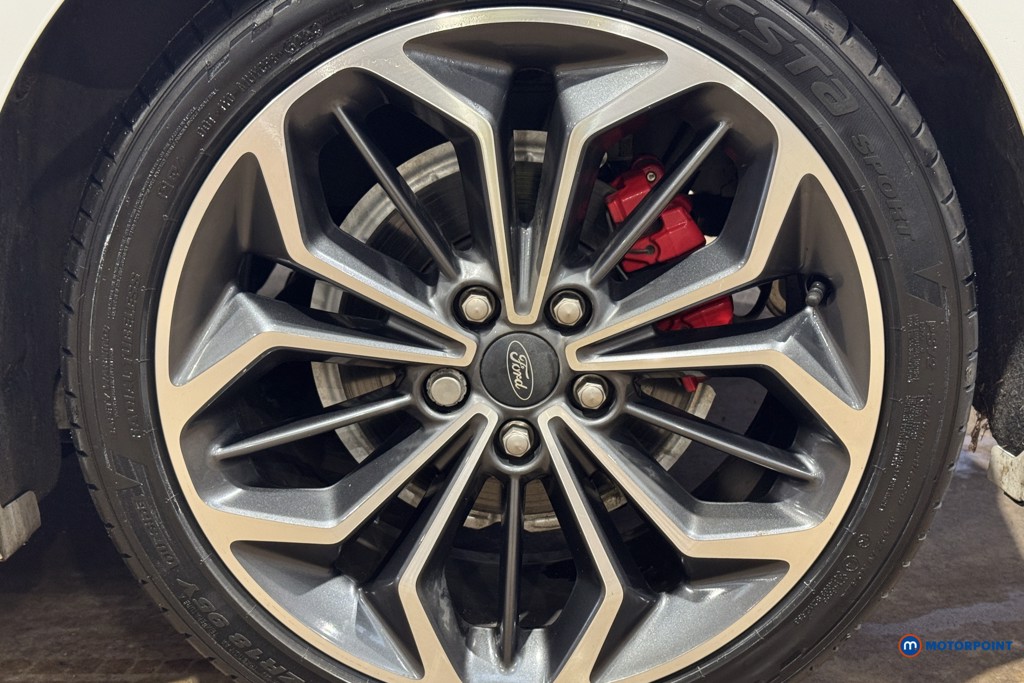 Ford Focus St-Line Vignale Manual Petrol Hatchback - Stock Number (1600433) - 27th supplementary image