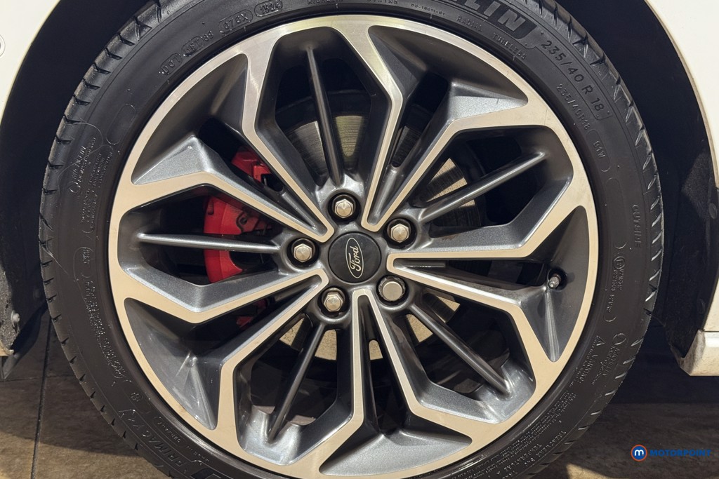 Ford Focus St-Line Vignale Manual Petrol Hatchback - Stock Number (1600433) - 28th supplementary image