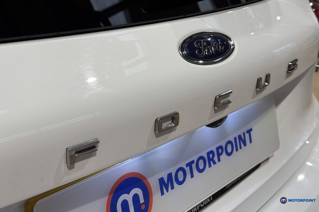 Ford Focus St-Line Vignale Manual Petrol Hatchback - Stock Number (1600433) - 29th supplementary image