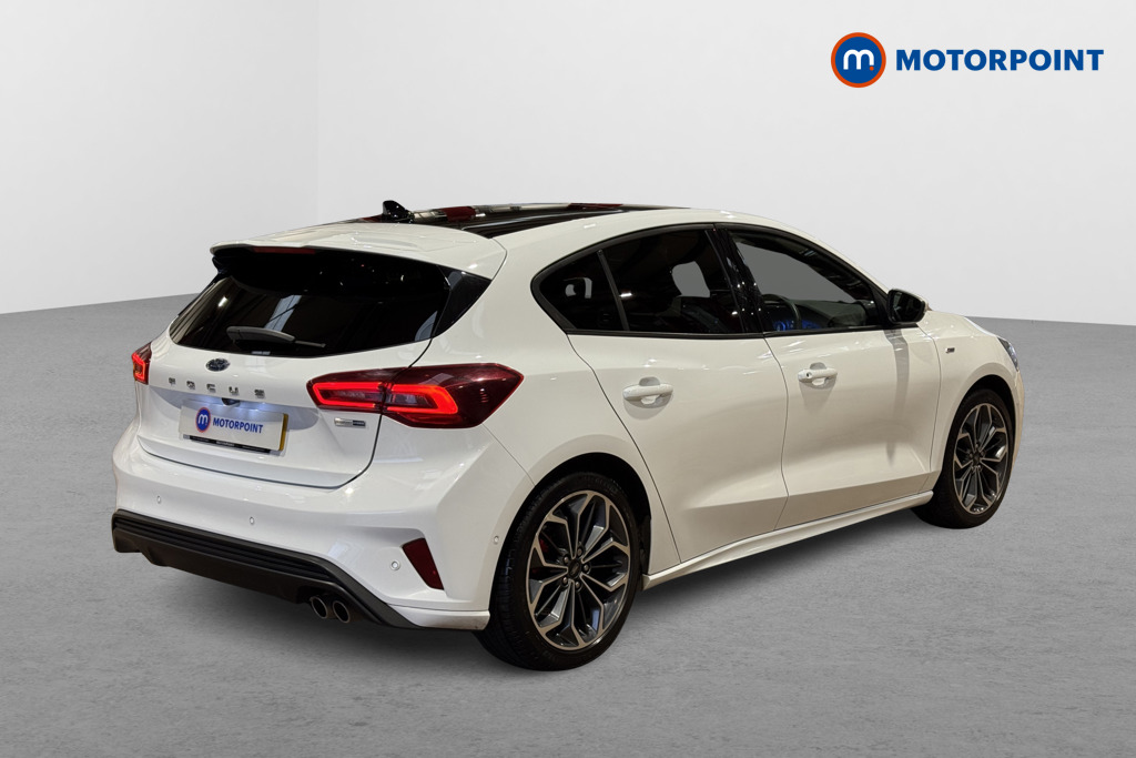 Ford Focus St-Line Vignale Manual Petrol Hatchback - Stock Number (1600433) - Drivers side rear corner