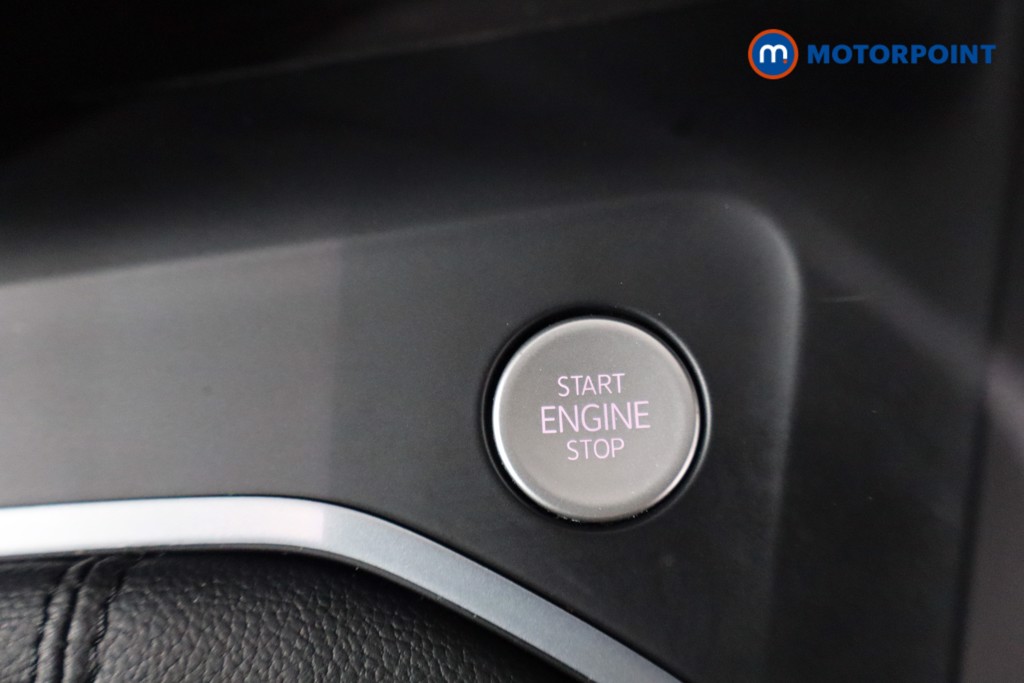 Volkswagen Golf Life Manual Petrol Hatchback - Stock Number (1600596) - 21st supplementary image