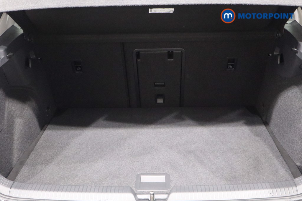 Volkswagen Golf Life Manual Petrol Hatchback - Stock Number (1600596) - 40th supplementary image