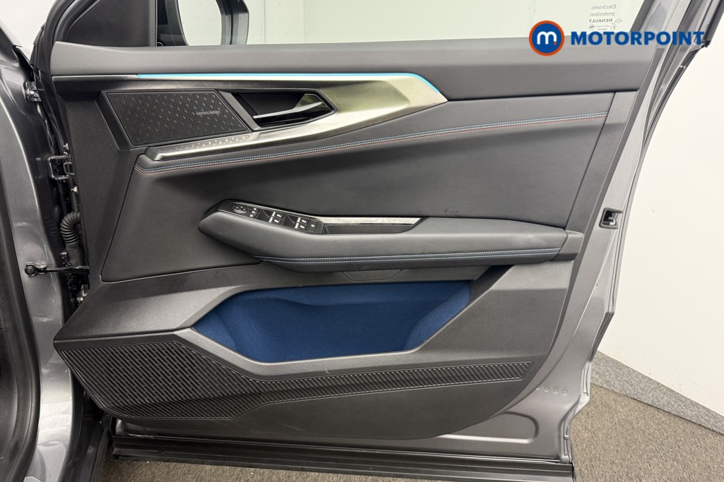 Renault Rafale Iconic Esprit Alpine Automatic Petrol-Electric Hybrid SUV - Stock Number (1600653) - 3rd supplementary image