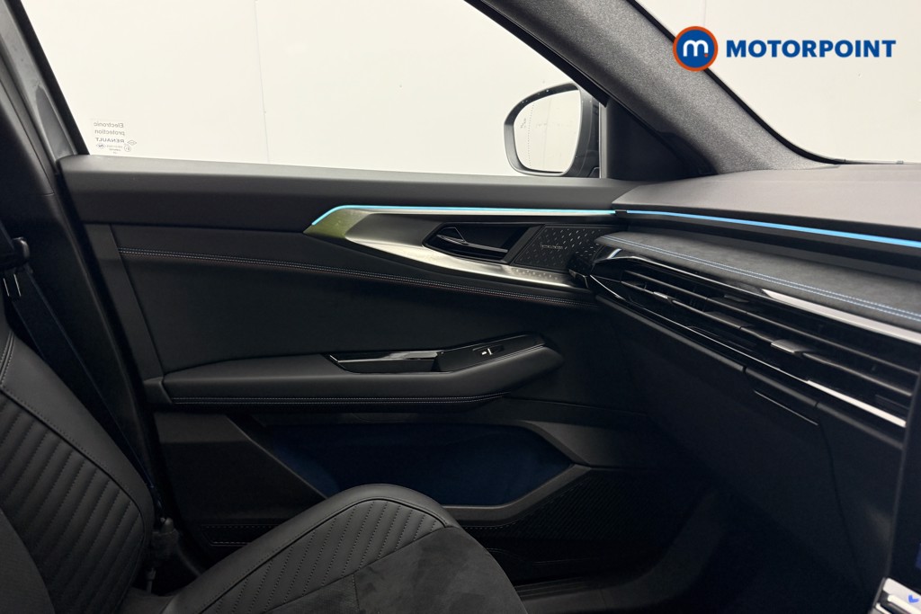 Renault Rafale Iconic Esprit Alpine Automatic Petrol-Electric Hybrid SUV - Stock Number (1600653) - 12th supplementary image