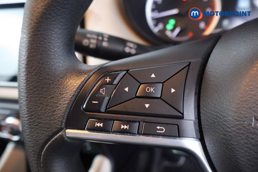 Nissan Micra Acenta Automatic Petrol Hatchback - Stock Number (1600738) - 7th supplementary image