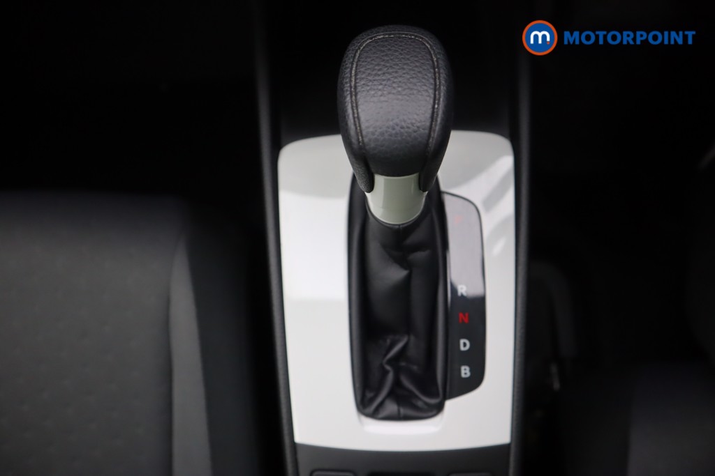 Honda Jazz SE Automatic Petrol-Electric Hybrid Hatchback - Stock Number (1600943) - 14th supplementary image