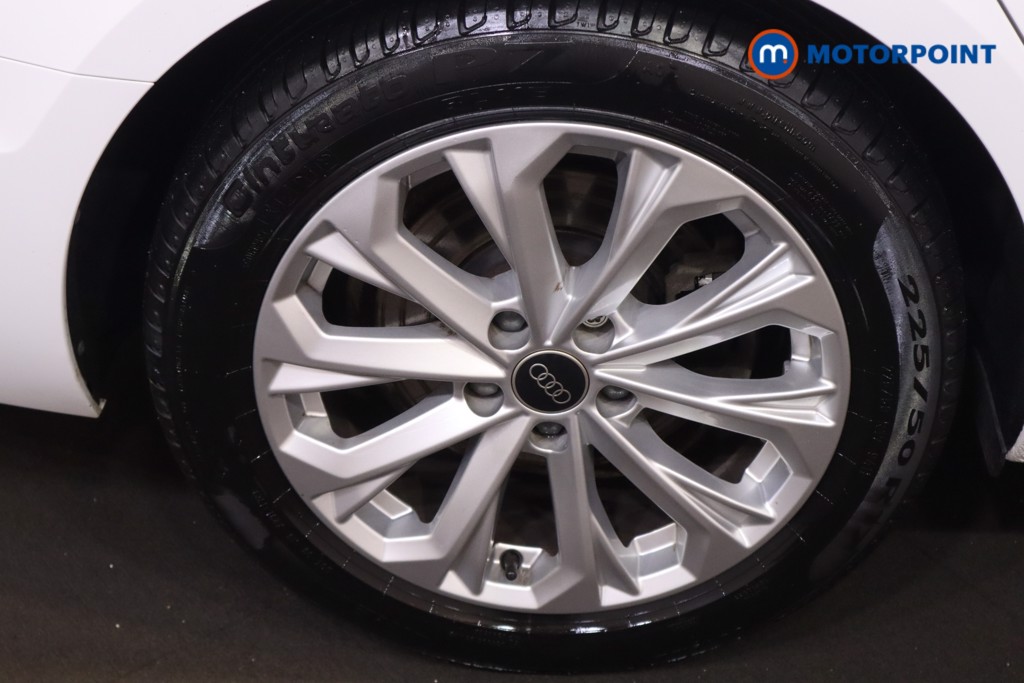 Audi A4 Technik Automatic Petrol Estate - Stock Number (1600999) - 22nd supplementary image