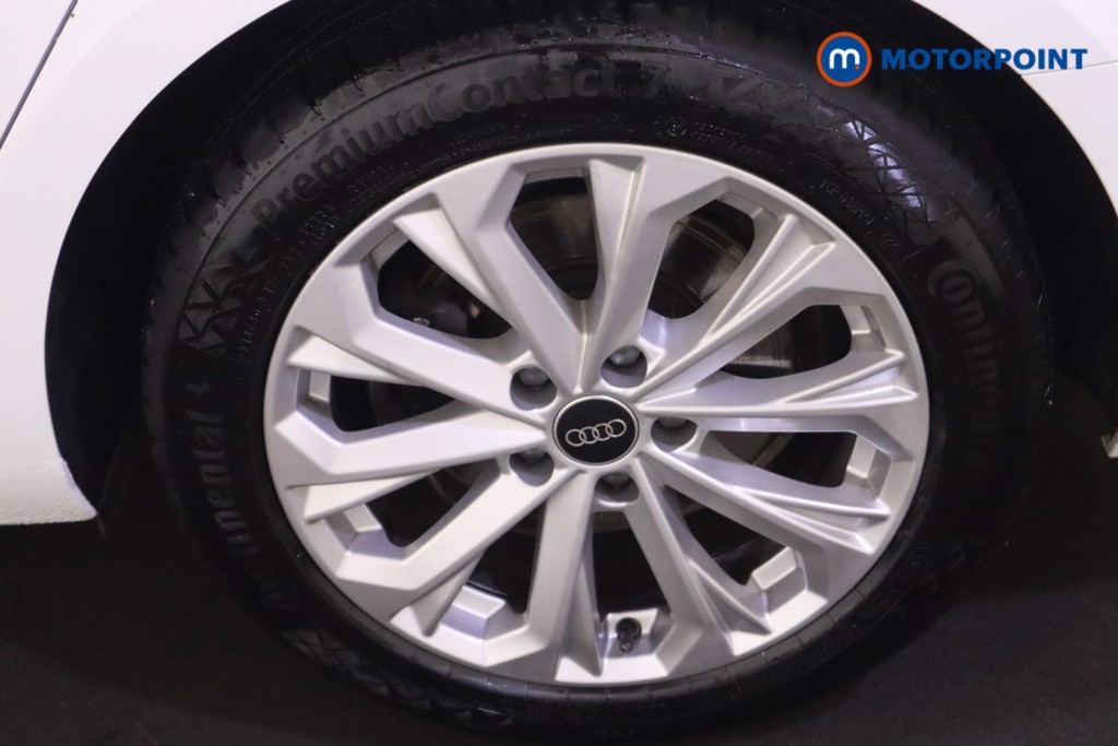 Audi A4 Technik Automatic Petrol Estate - Stock Number (1600999) - 23rd supplementary image