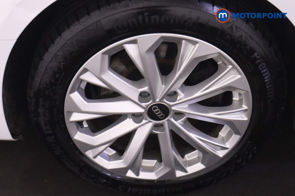 Audi A4 Technik Automatic Petrol Estate - Stock Number (1600999) - 24th supplementary image