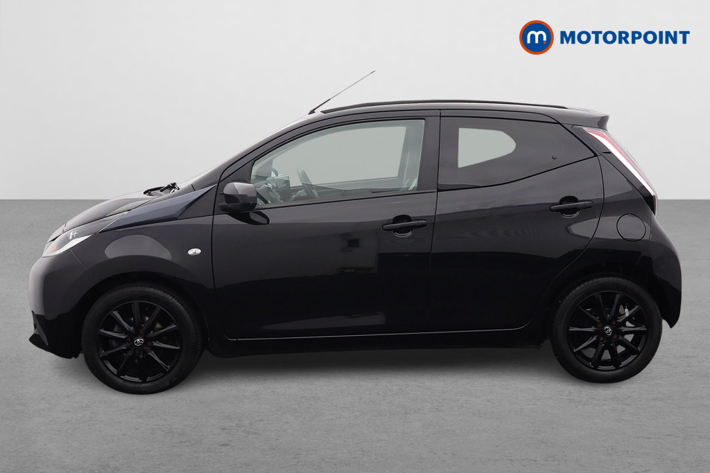 Toyota Aygo X-Style Manual Petrol Hatchback - Stock Number (1601173) - Passenger side