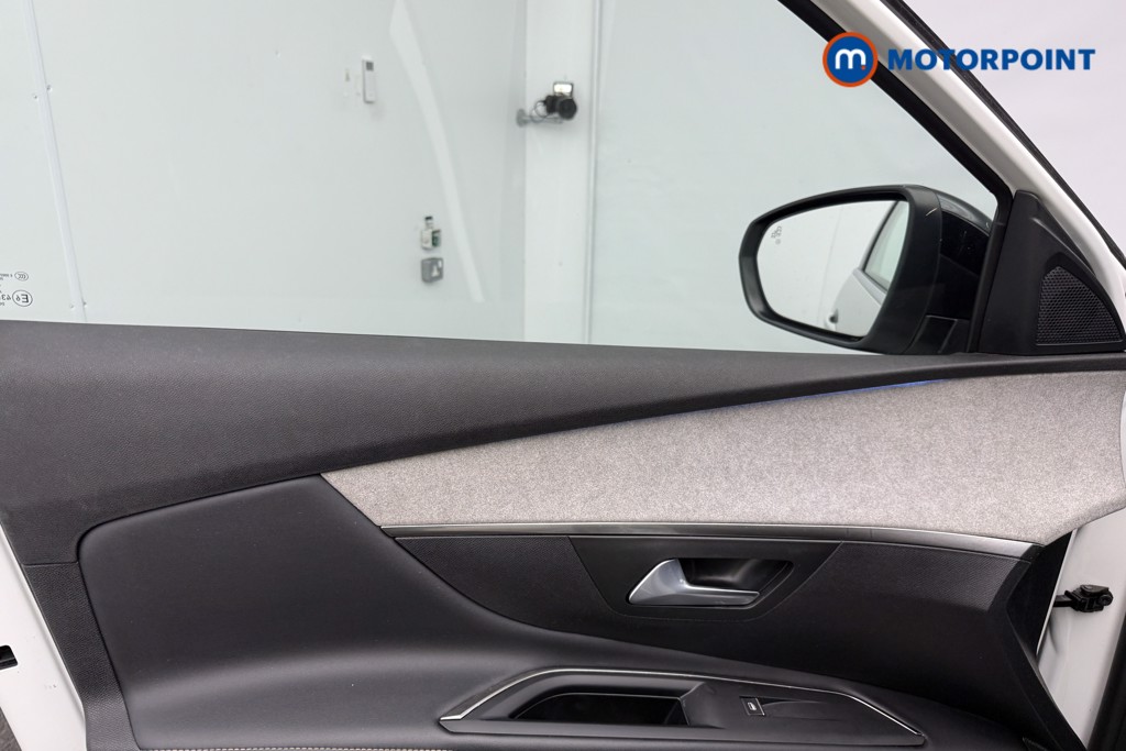 Peugeot 5008 GT Manual Petrol SUV - Stock Number (1583187) - 4th supplementary image