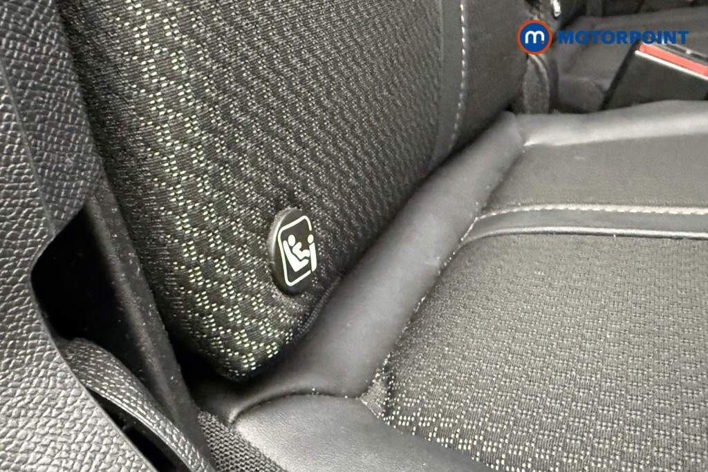 Peugeot 5008 GT Manual Petrol SUV - Stock Number (1583187) - 17th supplementary image