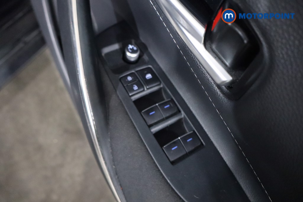 Toyota Corolla Icon Tech Automatic Petrol-Electric Hybrid Estate - Stock Number (1584254) - 17th supplementary image