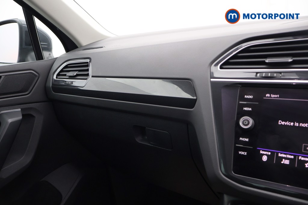 Volkswagen Tiguan Elegance Automatic Diesel SUV - Stock Number (1587616) - 12th supplementary image