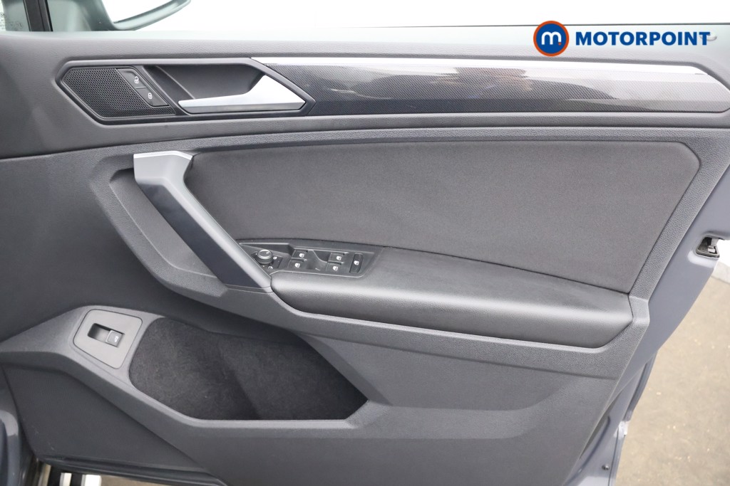 Volkswagen Tiguan Elegance Automatic Diesel SUV - Stock Number (1587616) - 16th supplementary image
