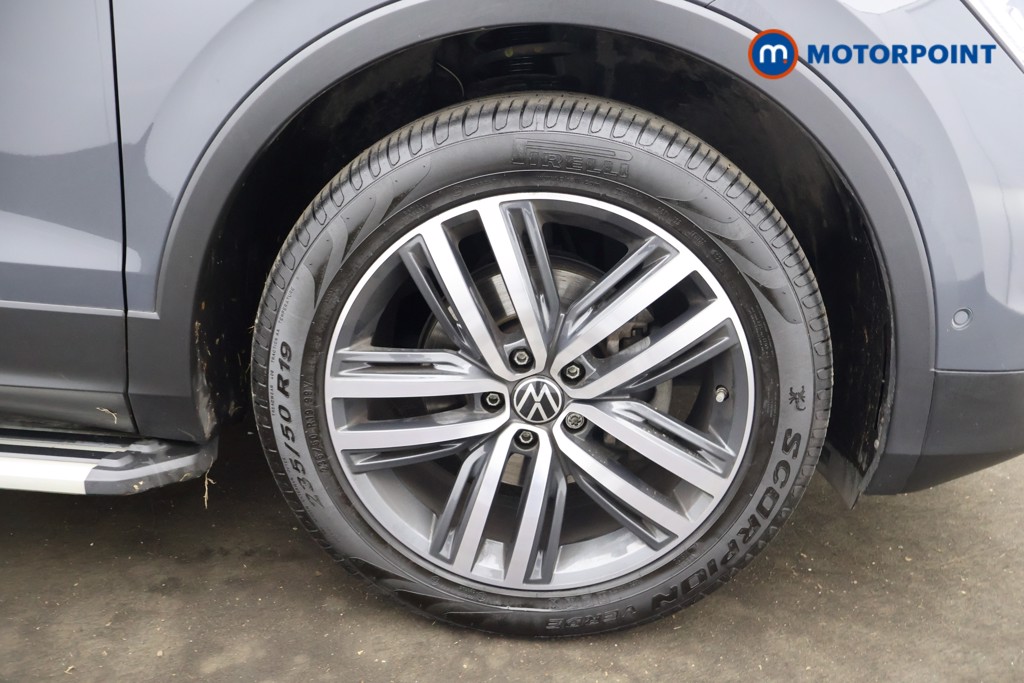 Volkswagen Tiguan Elegance Automatic Diesel SUV - Stock Number (1587616) - 30th supplementary image