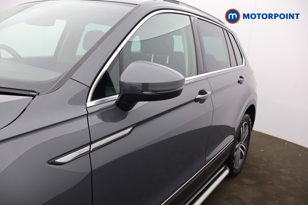 Volkswagen Tiguan Elegance Automatic Diesel SUV - Stock Number (1587616) - 34th supplementary image